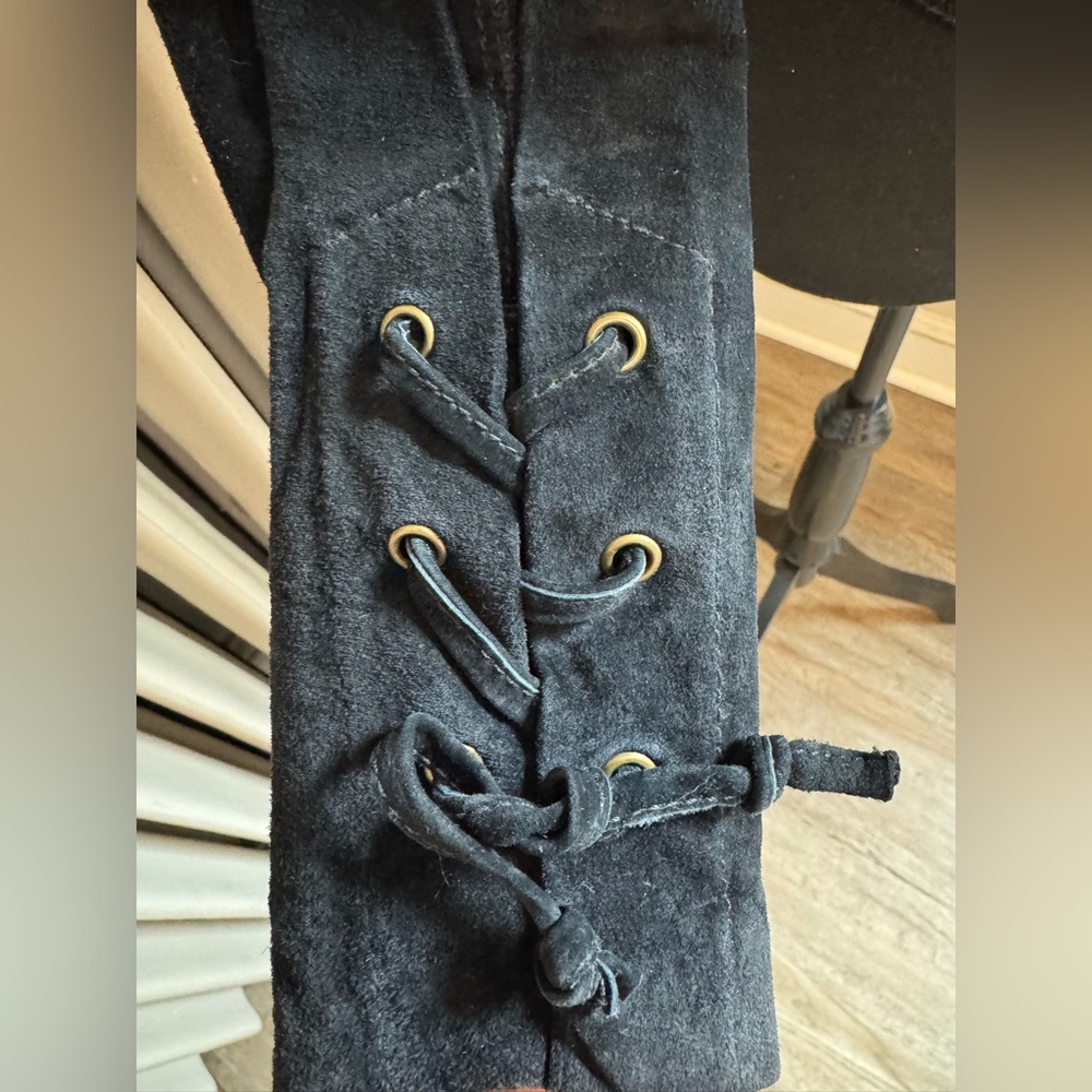 Genuine Leather Black Fringe Jacket - Picture 7 of 8